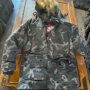 Boys Canada weather gear